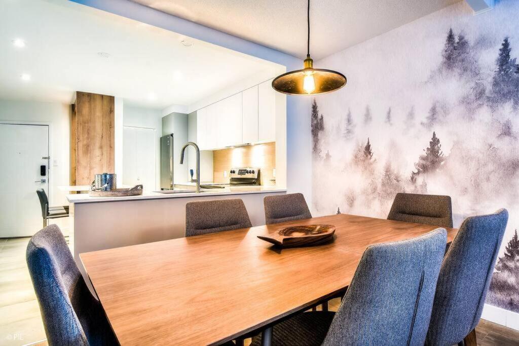 Chic Mt-Tremblant Condo With View On The Lake By Denstays Mont-Tremblant Ngoại thất bức ảnh