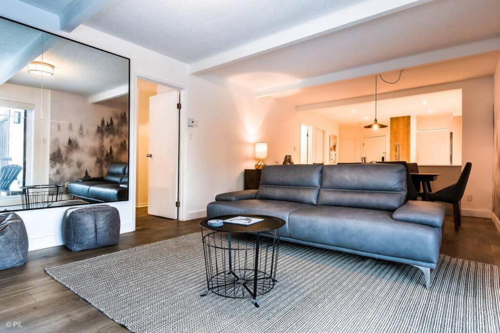 Chic Mt-Tremblant Condo With View On The Lake By Denstays Mont-Tremblant Ngoại thất bức ảnh