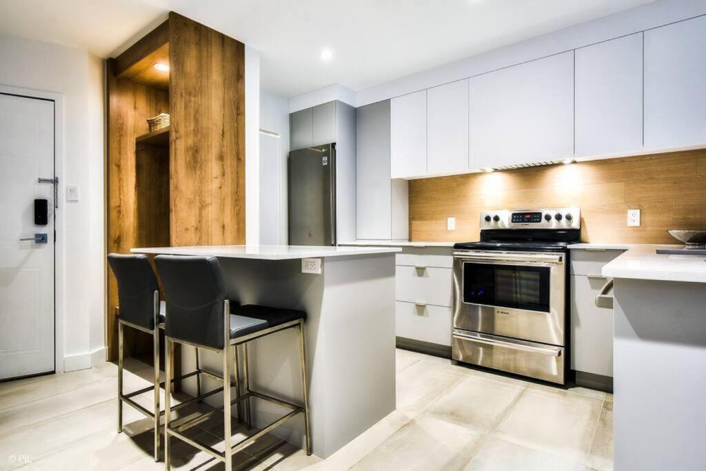 Chic Mt-Tremblant Condo With View On The Lake By Denstays Mont-Tremblant Ngoại thất bức ảnh