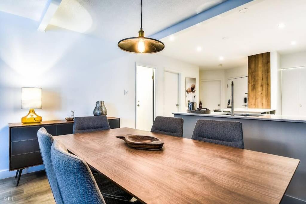 Chic Mt-Tremblant Condo With View On The Lake By Denstays Mont-Tremblant Ngoại thất bức ảnh
